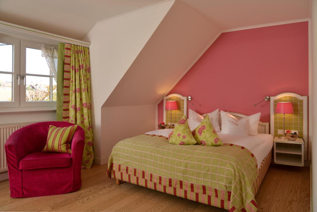 Romantik Hotel & Restaurant Hirsch Sonnenbühl エクステリア 写真