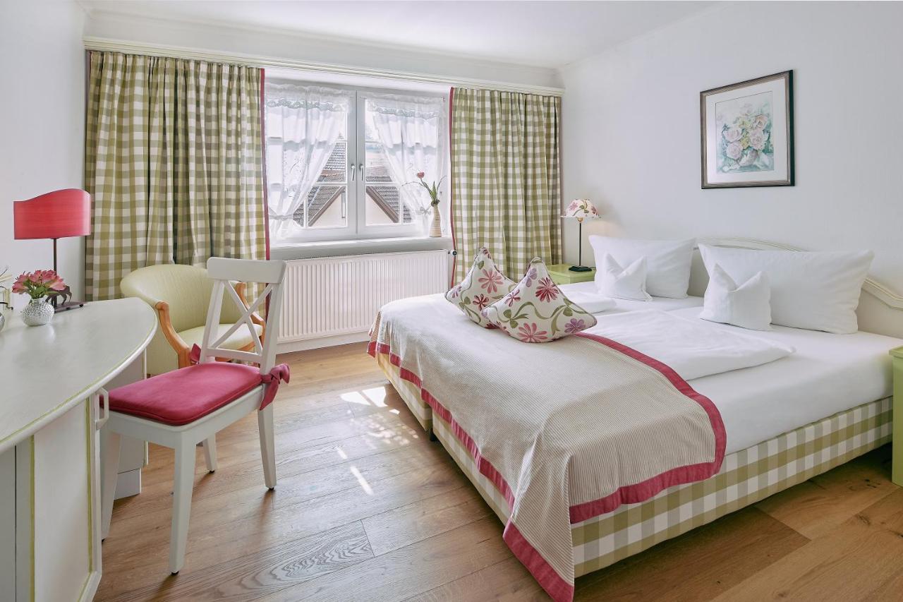 Romantik Hotel & Restaurant Hirsch Sonnenbühl エクステリア 写真