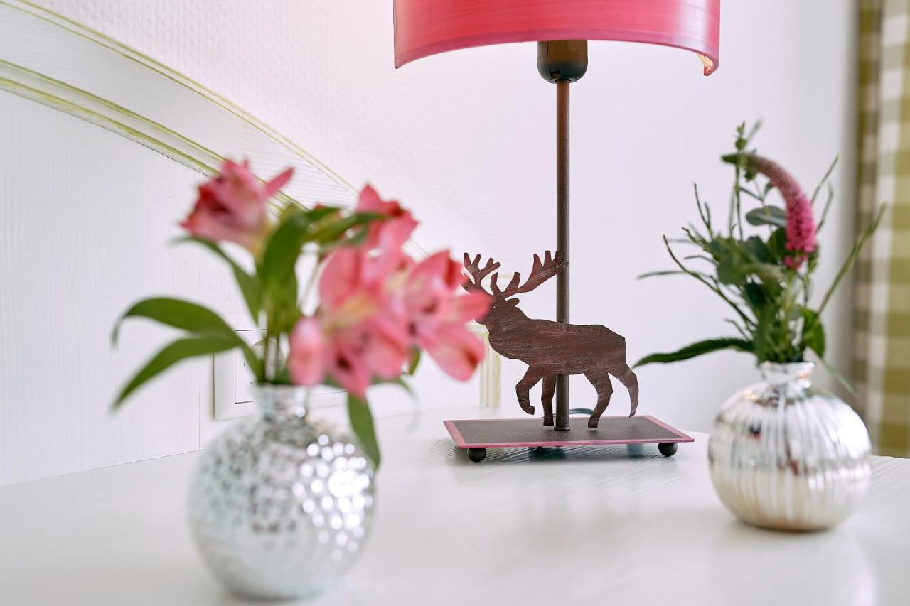 Romantik Hotel & Restaurant Hirsch Sonnenbühl エクステリア 写真